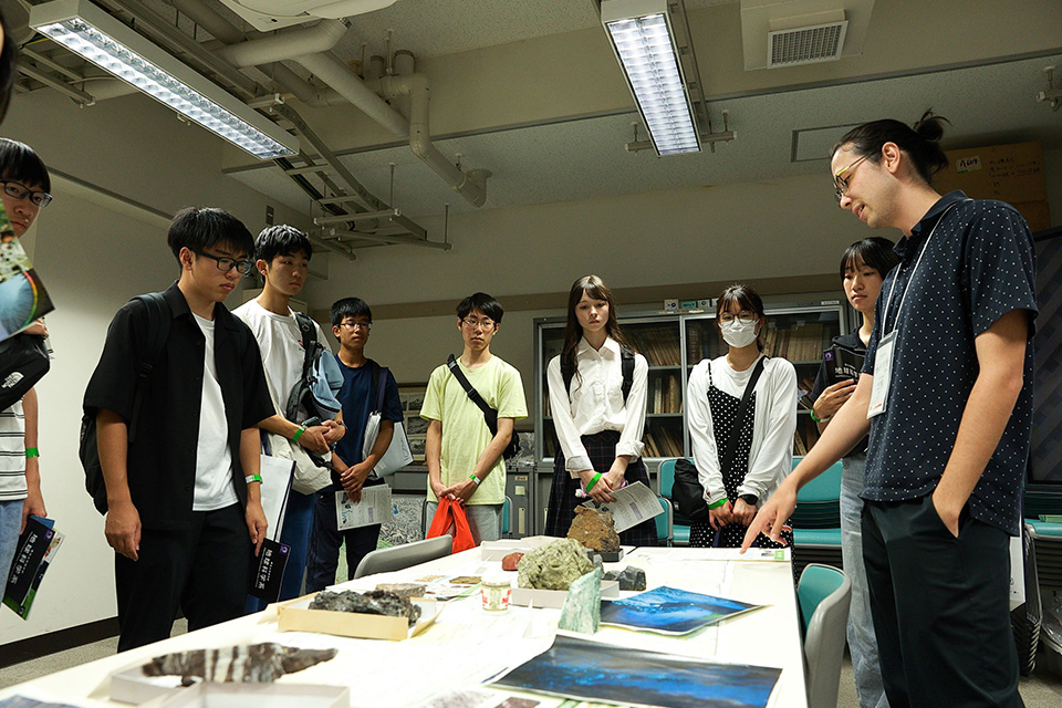 地球科学系 地球惑星物質科学科 独自イベント